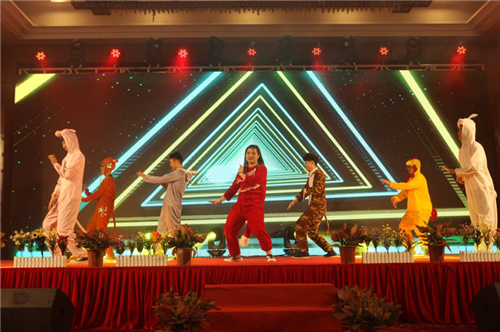 milan米兰股份十五周年庆典